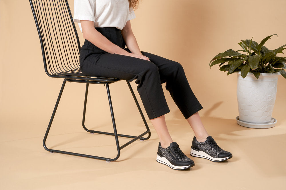 Women’s shoes