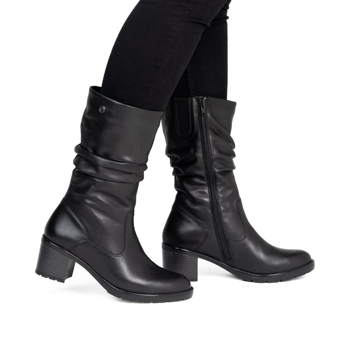 Remonte D2A79