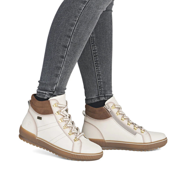 Remonte D0781