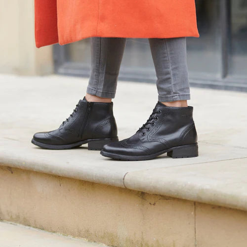 JOSEF SEIBEL Kate 11